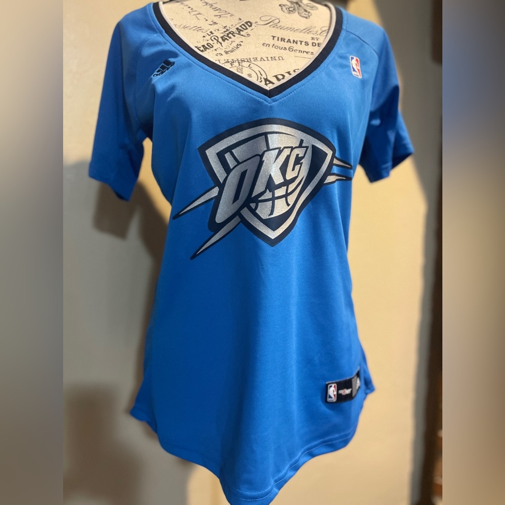 OKC Thunder Women’s Jersey (Dri-fit) sz L